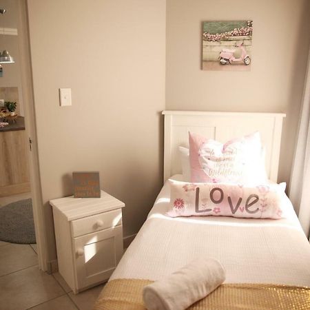 Mari-Amor Self-Catering Apartments Mossel Bay Kültér fotó